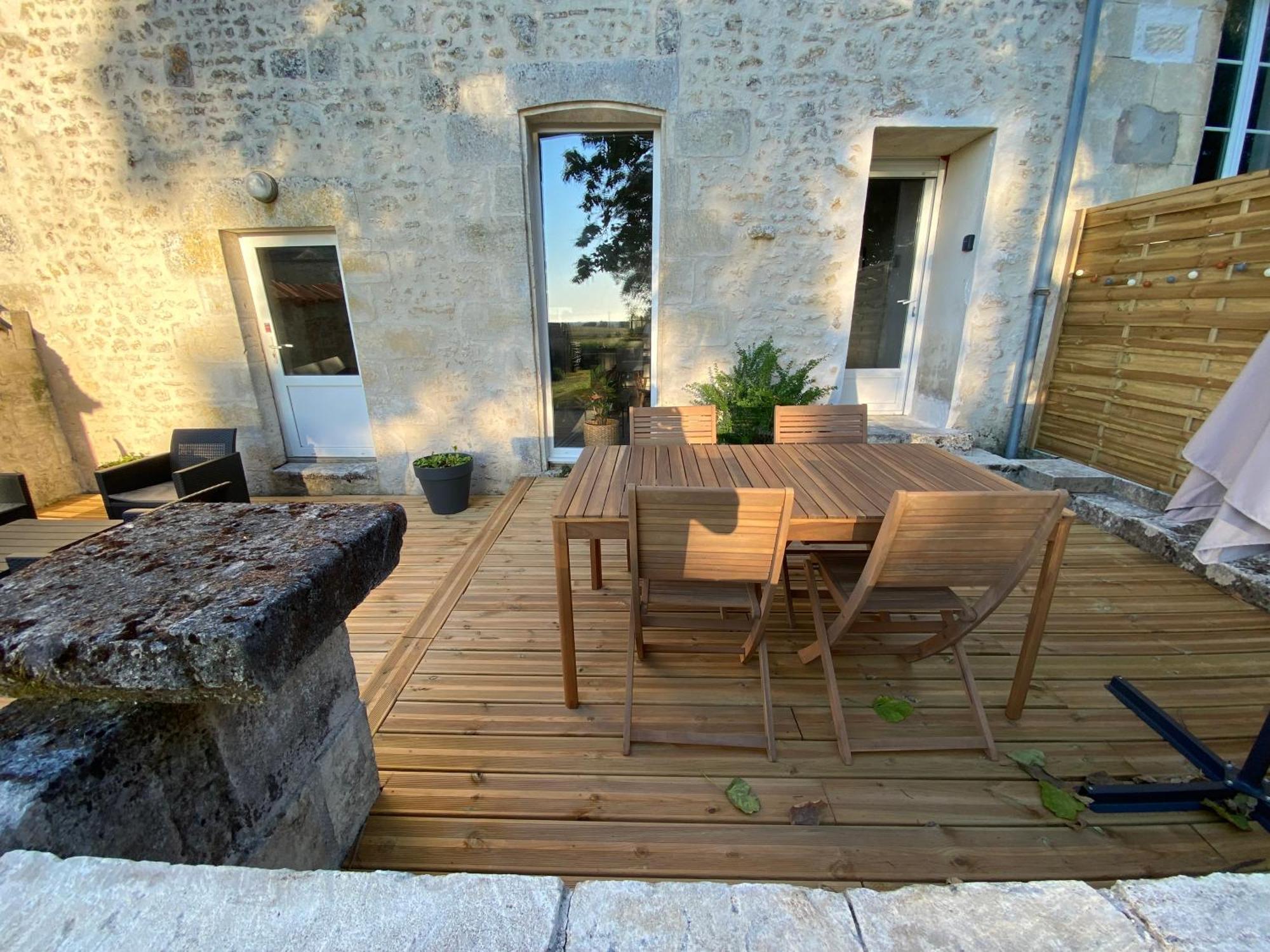 Gite La Chauviniere 1 Tonnay-Charente Екстериор снимка